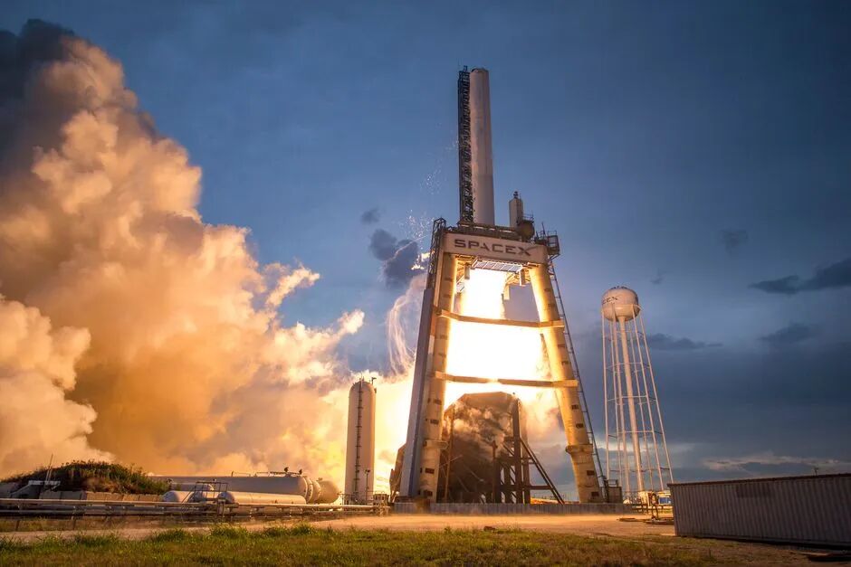 SpaceX自用算力转租Anthropic与谷歌、博通拟贷420亿美元、AMD上调服务器CPU空间至2200亿